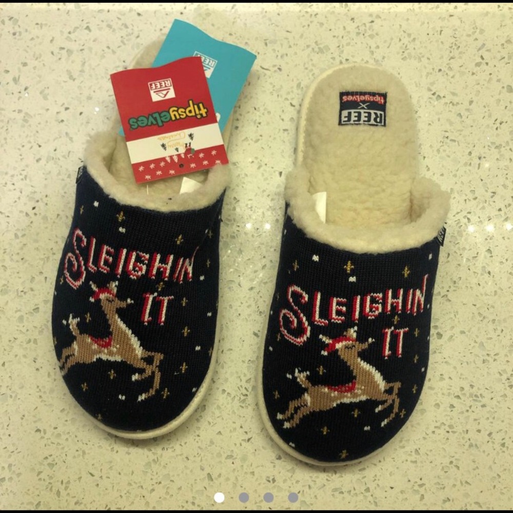 reef x tipsy elves slippers brand new and in excellent condition